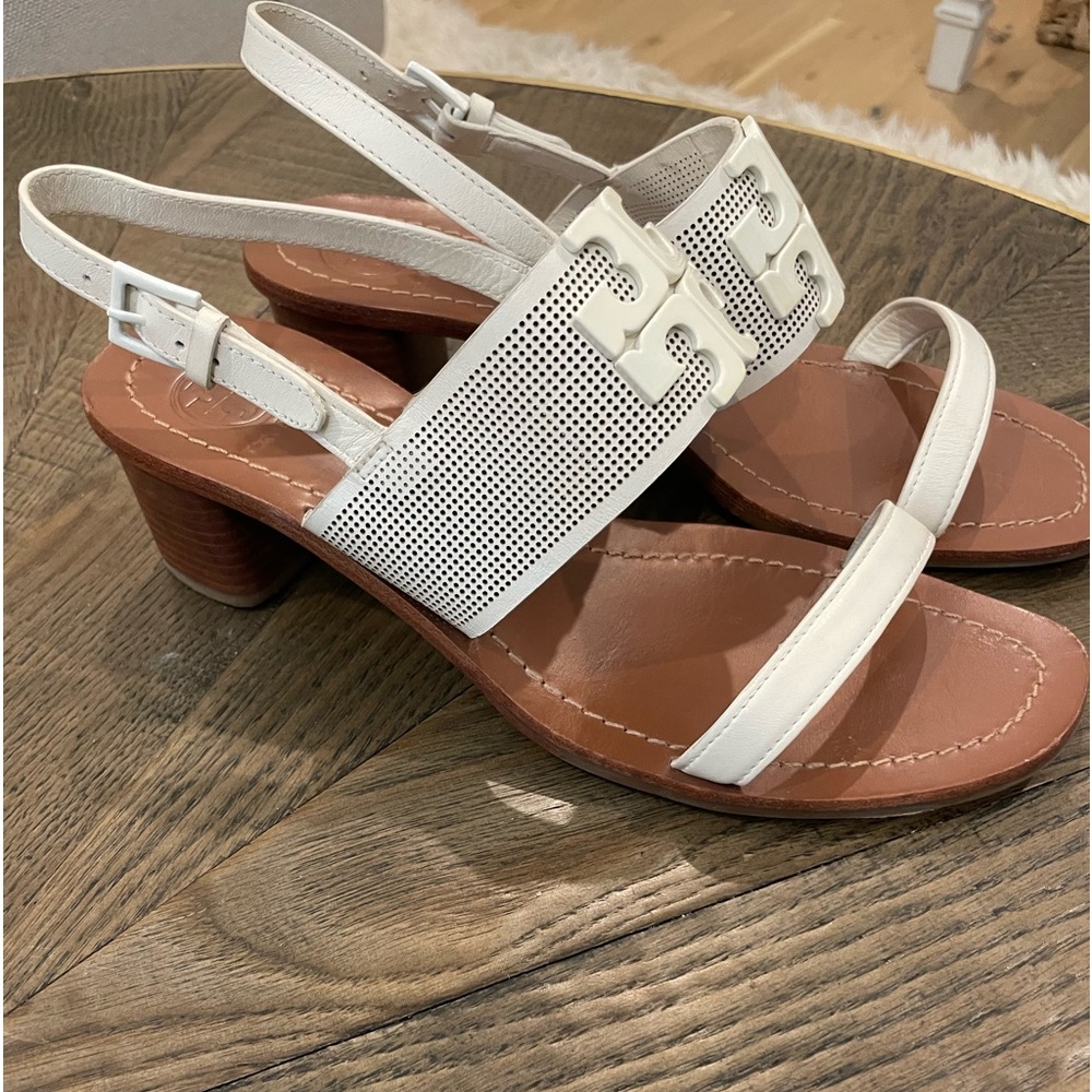 Beautiful white Tory Burch, heeled sandals size 8